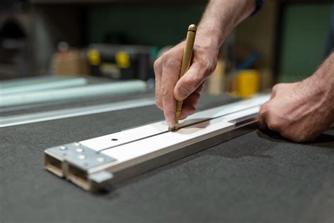 how to cover sharp edges of sheet metal|putting along thin metal edge.